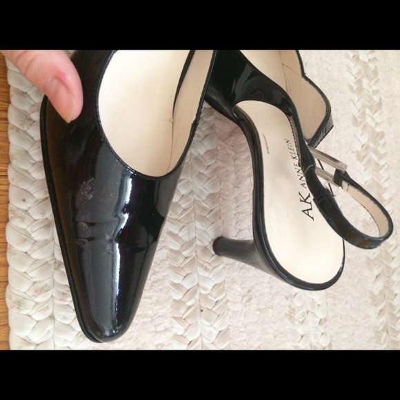 Anne Klein patent slingback mule - Picture 7 of 8